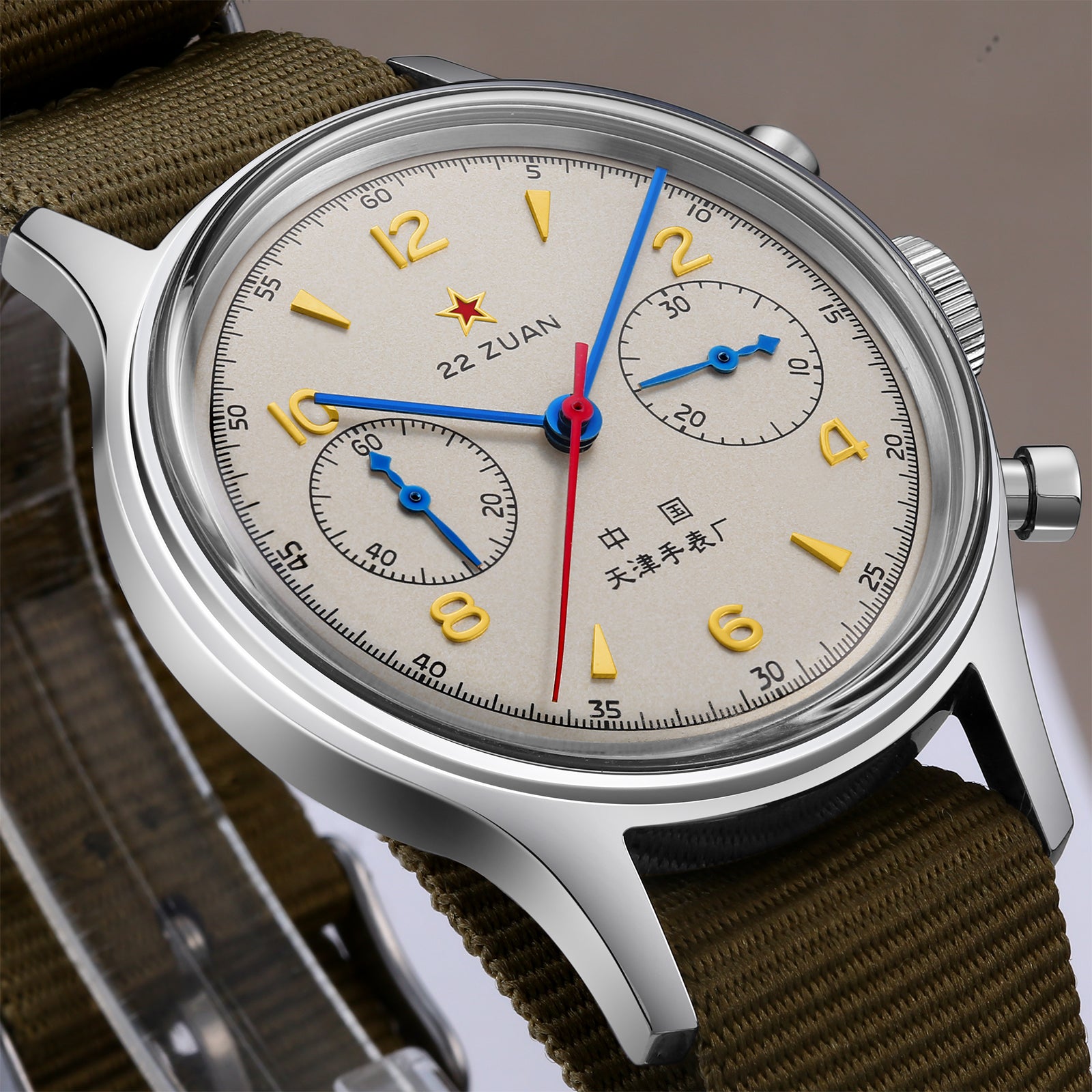 1963 International Edition | Vintage Pilot Chronograph | 37.4mm